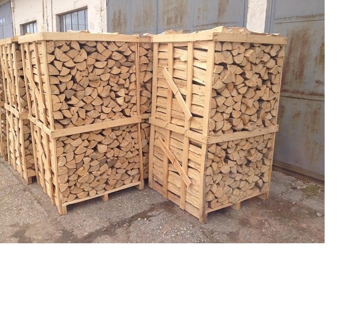 Top Quality Kiln Dried Split Firewood,Kiln Dried Firewood in bags Oak fire wood 18-26 logs 25 cm wide 53 cm height 38 cm depth