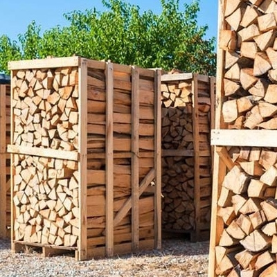 Top Quality Kiln Dried Split Firewood,Kiln Dried Firewood in bags Oak fire wood 18-26 logs 25 cm wide 53 cm height 38 cm depth