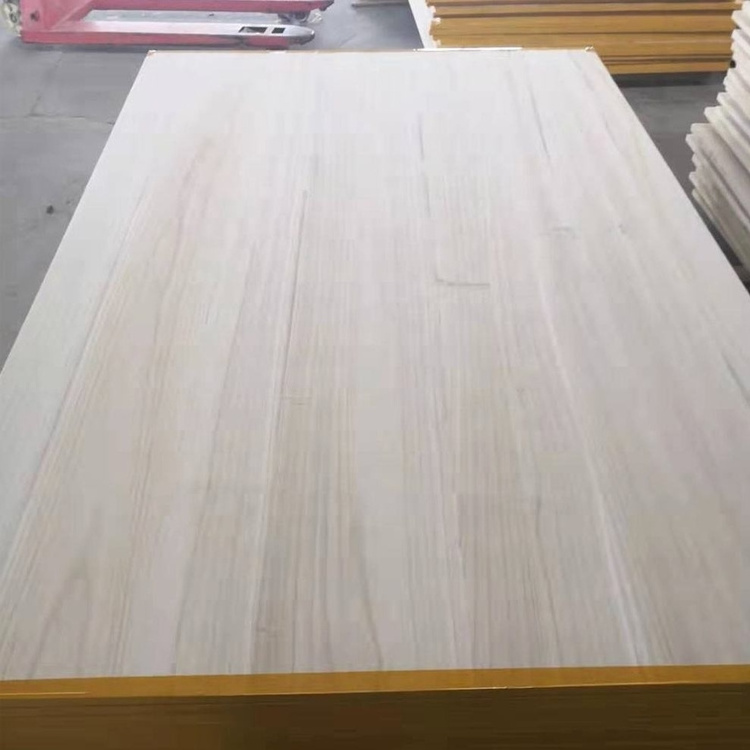 Customized Price Buy Paulownia Wood Board High Quality 2x4 Timber Choice of Poplar Spruce Paulownia Wood at Competitive Price