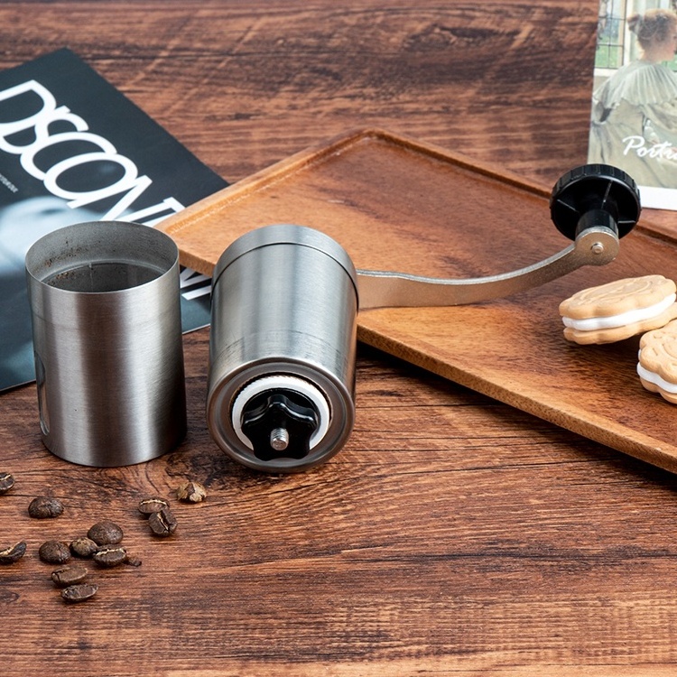 Mini eco friendly outdoor Portable Adjustable Hand Ceramic Burrs Drip Coffee bean Espresso Manual Coffee Grinder