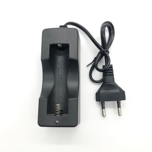 2022 CH-101A  18650 Charger 18650 Lithium battery Single slot strong light flashlight charger with wire 18650 Single charger