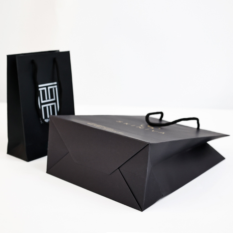 Cailyn Digital Printing Biodegradable Custom Luxury Matte Black Gift Shopping Paper Packaging Bag with Logo for Clothing