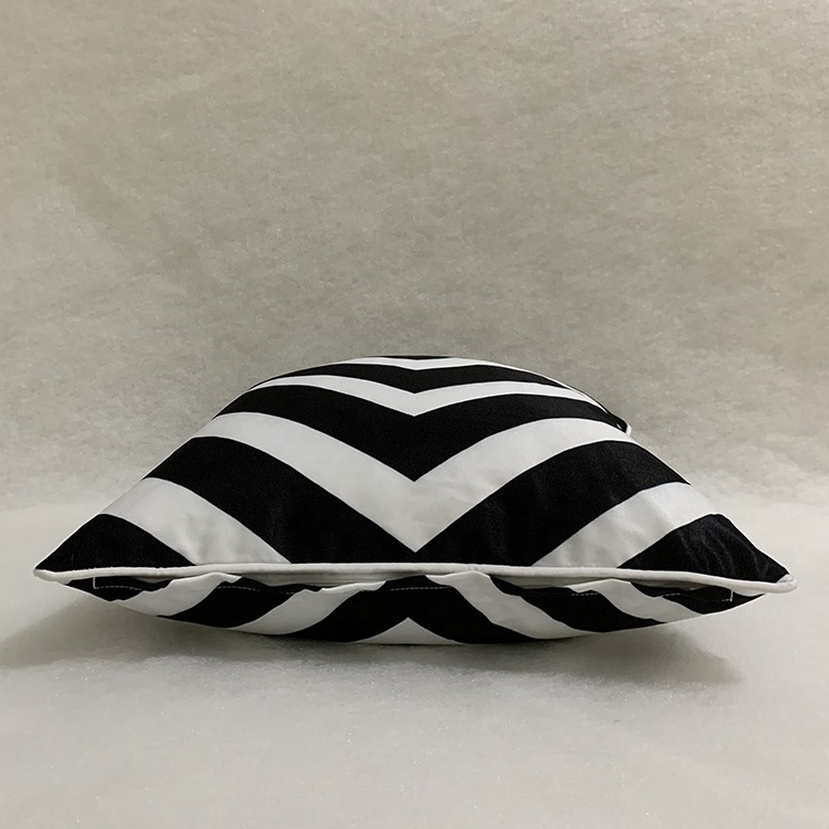 Outdoor customized double sided black and white chevron stripe moroccan decorative soft bed decor chair pillow cushions