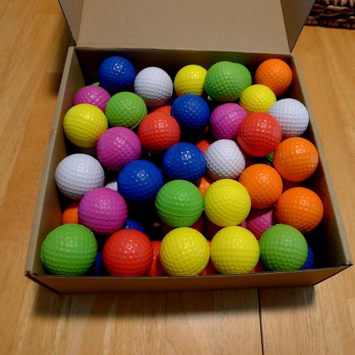 Golf Balls Logo Custom bright Colorful Bulk Golf Driving Range Balls 2 Layers Golf Practice Balls