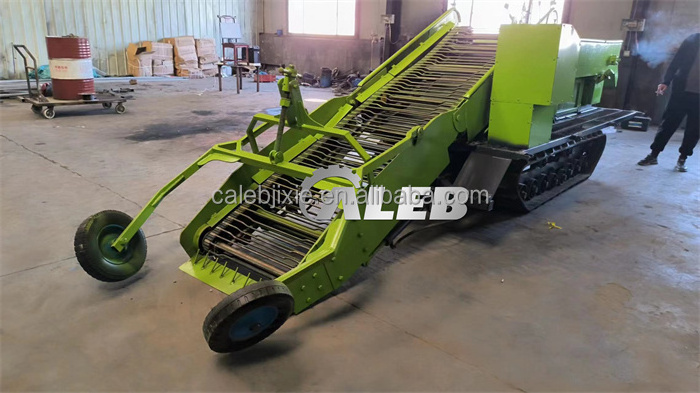 Automatic Combine Potato Peanut Harvester/75hp potato digger one row potato harvester