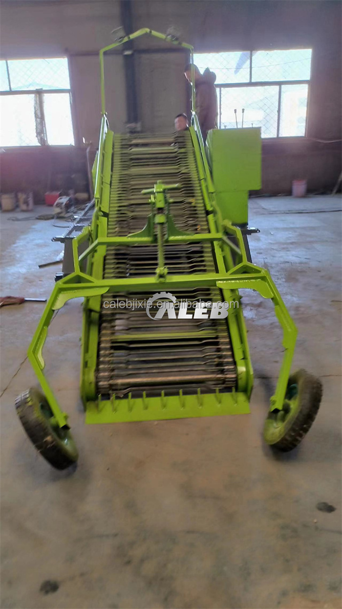 Automatic Combine Potato Peanut Harvester/75hp potato digger one row potato harvester