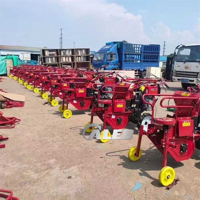 Low Price Maize Corn Combine Harvester Sweet Corn Harvester for Sale Wheat Cutter Machine 3in 1 with 3 Tire 4 in 1 Corn Mill