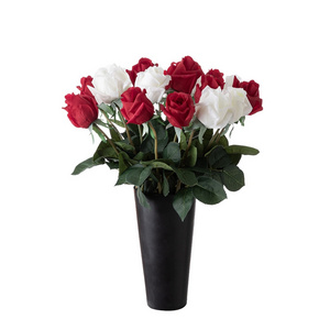 MW60002 Factory Direct Sale Moisturizing Rose White Faking Rose Bud Single Stem For Home Weeding Decoration Arrangement