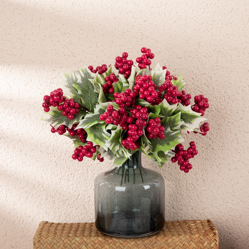 Artificial Christmas Flowers Long Stem Berry Branches Red Berry Leaf Spray GF15968