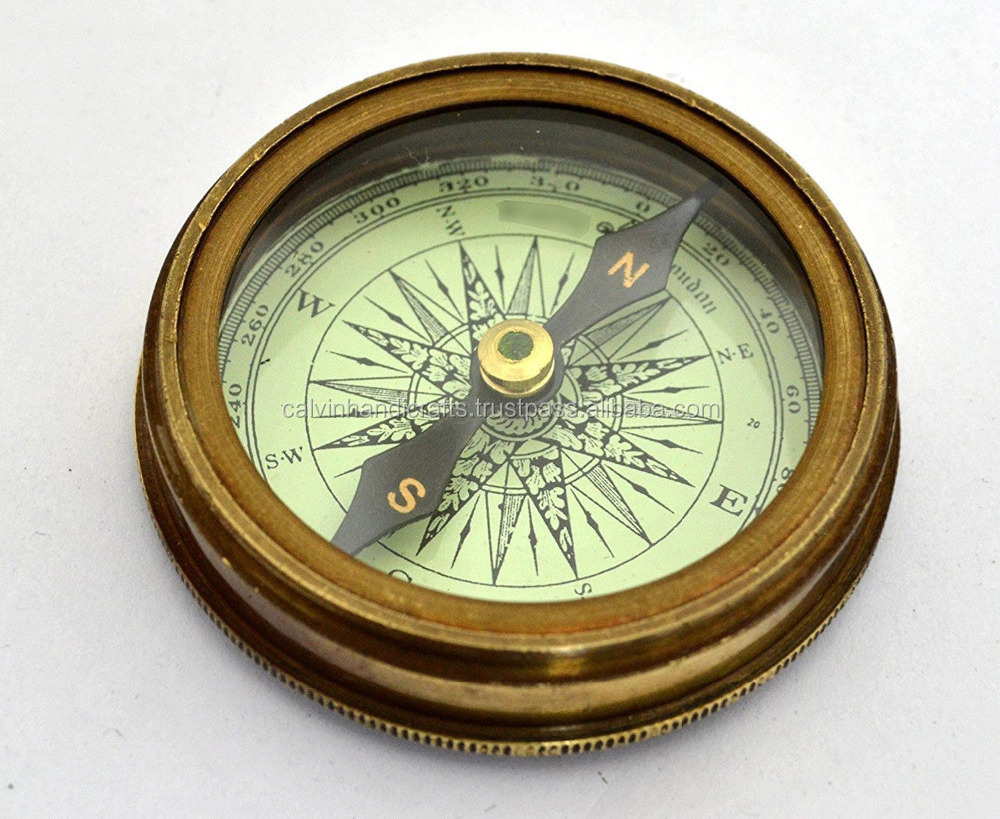 Antique Solid Brass Beautiful Nautical  Engraved Pocket Magnetic Outdoor Beautiful Antique Sundial Compass  CHCOM020