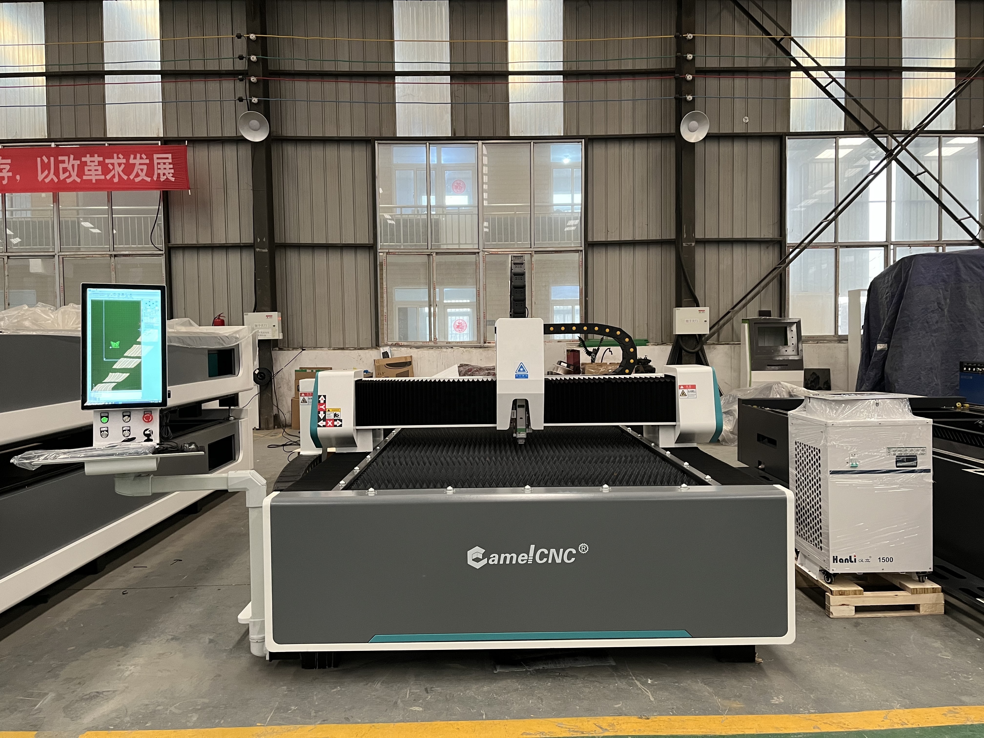 1000w 2000w 3000w Fiber laser cutting machine high accuracy stainless steel carbon steel iron laser cutting machine