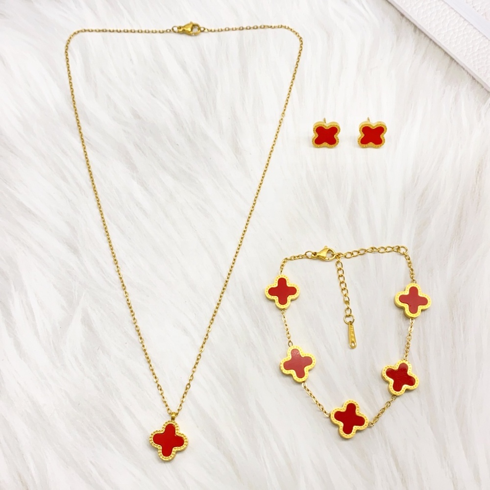 Wholesale Luxury Fashion Jewelry Set 18K Gold Plated Double Sided Stainless Steel Four Leaf Clover Design for women