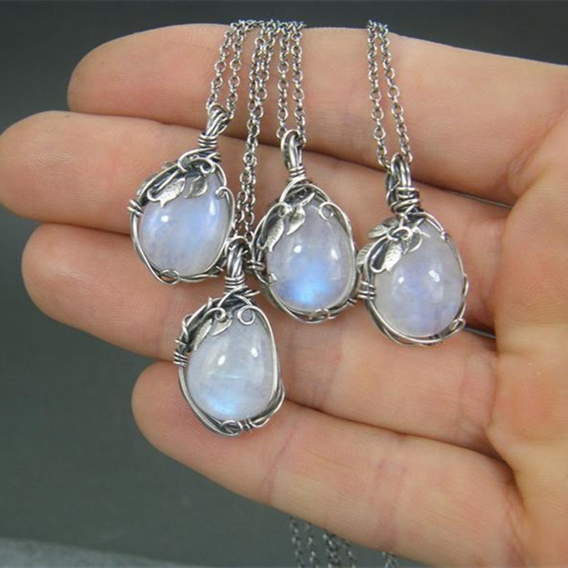 Hot Sale fashion jewelry moonstone necklace women pendant Boho wind leaf rattan jewelry wholesale