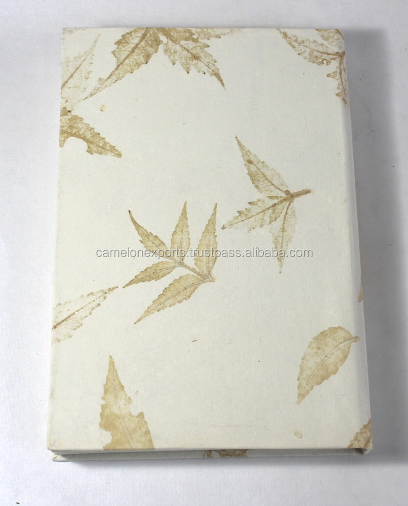 Customized And excellent Cream Color Paper With Real And Fresh Leaves Impressions All Around Hard Cover Notebook