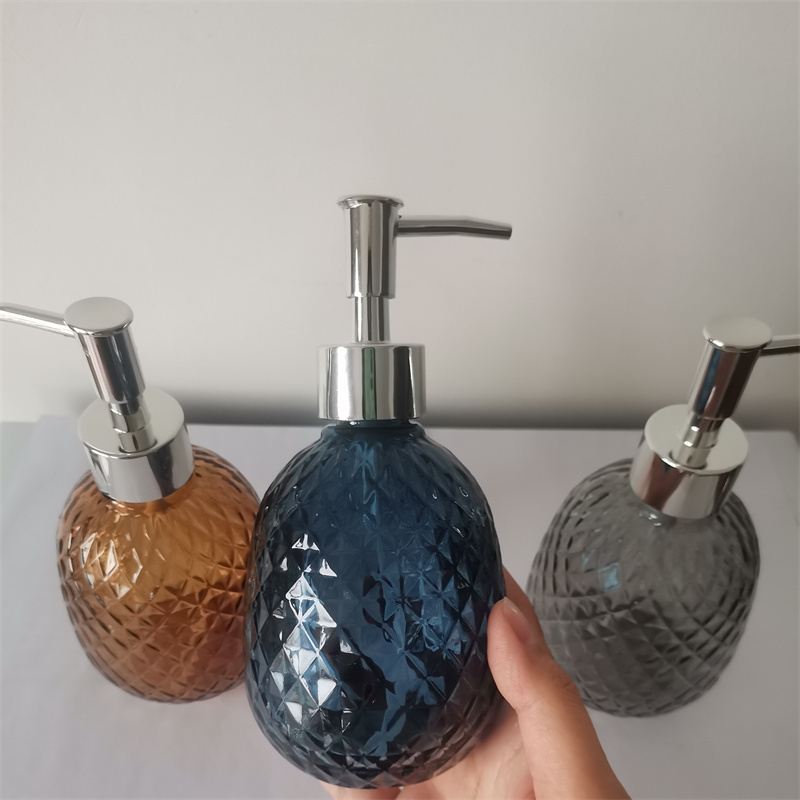 2023 Custom Bathroom Accessory Set Glass Bottle With Lotion Pump Lid Liquid Soap Dispenser