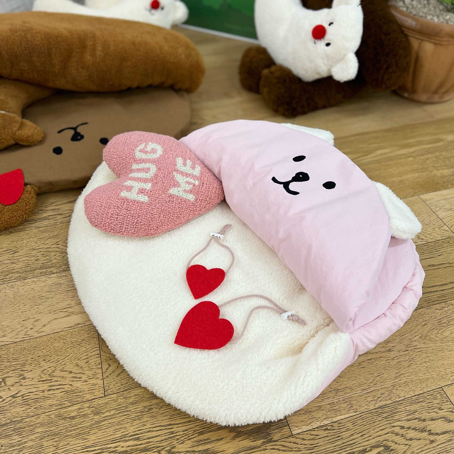 Bear Shape Pet Bed Cat House Warmer Soft Pet Bed Sleeping Bag for Dog Cat