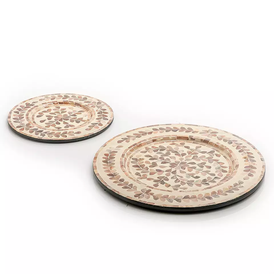 Newest Design Mother of Pearl Charger Plates Set Of 2 Round Shape Wooden Show Under Plate