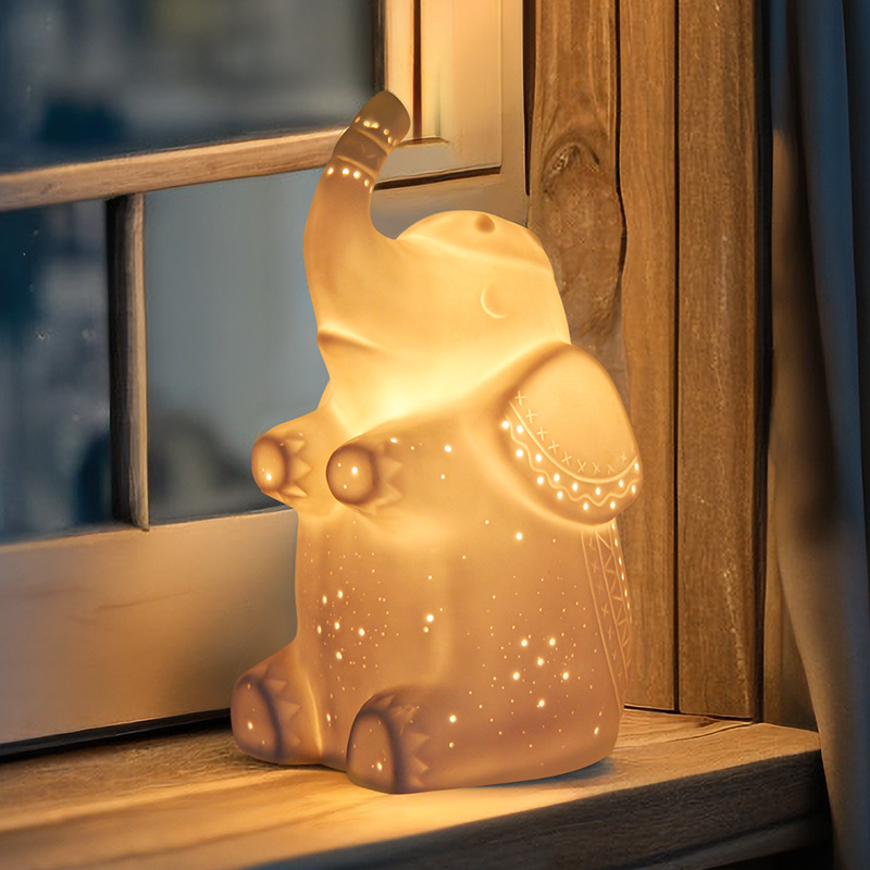 Factory direct hot sale new design cute 3d night light bedside elephant shape  table lamp children gifts cute porcelain lamp