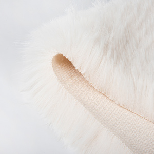 New style faux fur fabric Custom colors 100% polyester faux fur fabric for lady's coat ,garments Body faux fur