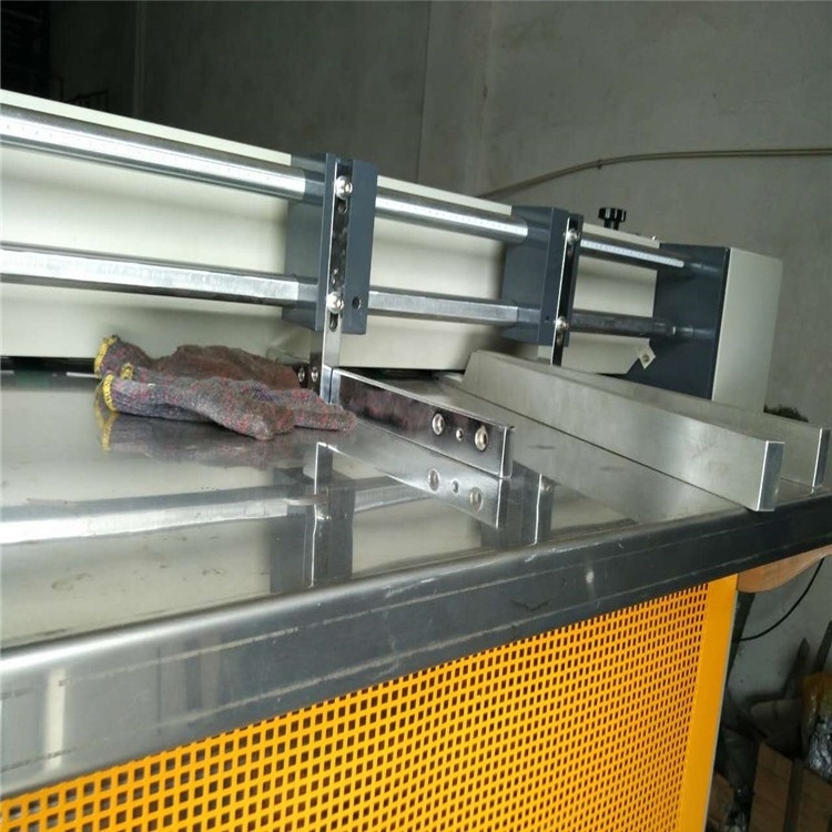 Semi Automatic Rigid Cardboard Box Making Machine