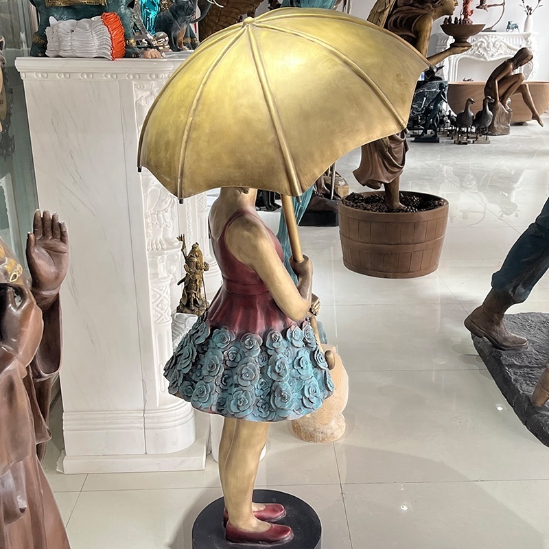 Metal Art Casting Brass Life Size Bronze Kids Sculpture Girls With Umbrella Statue Water Fountain