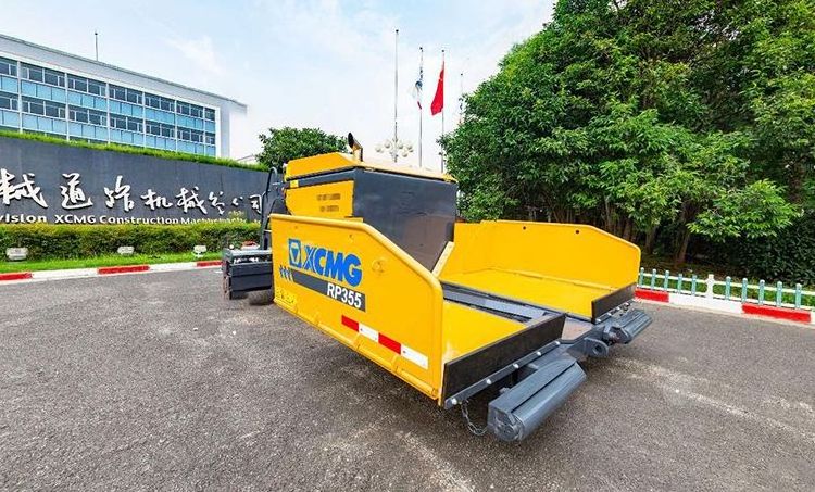 factory supply 3.5M asphalt concrete paver machine model RP355