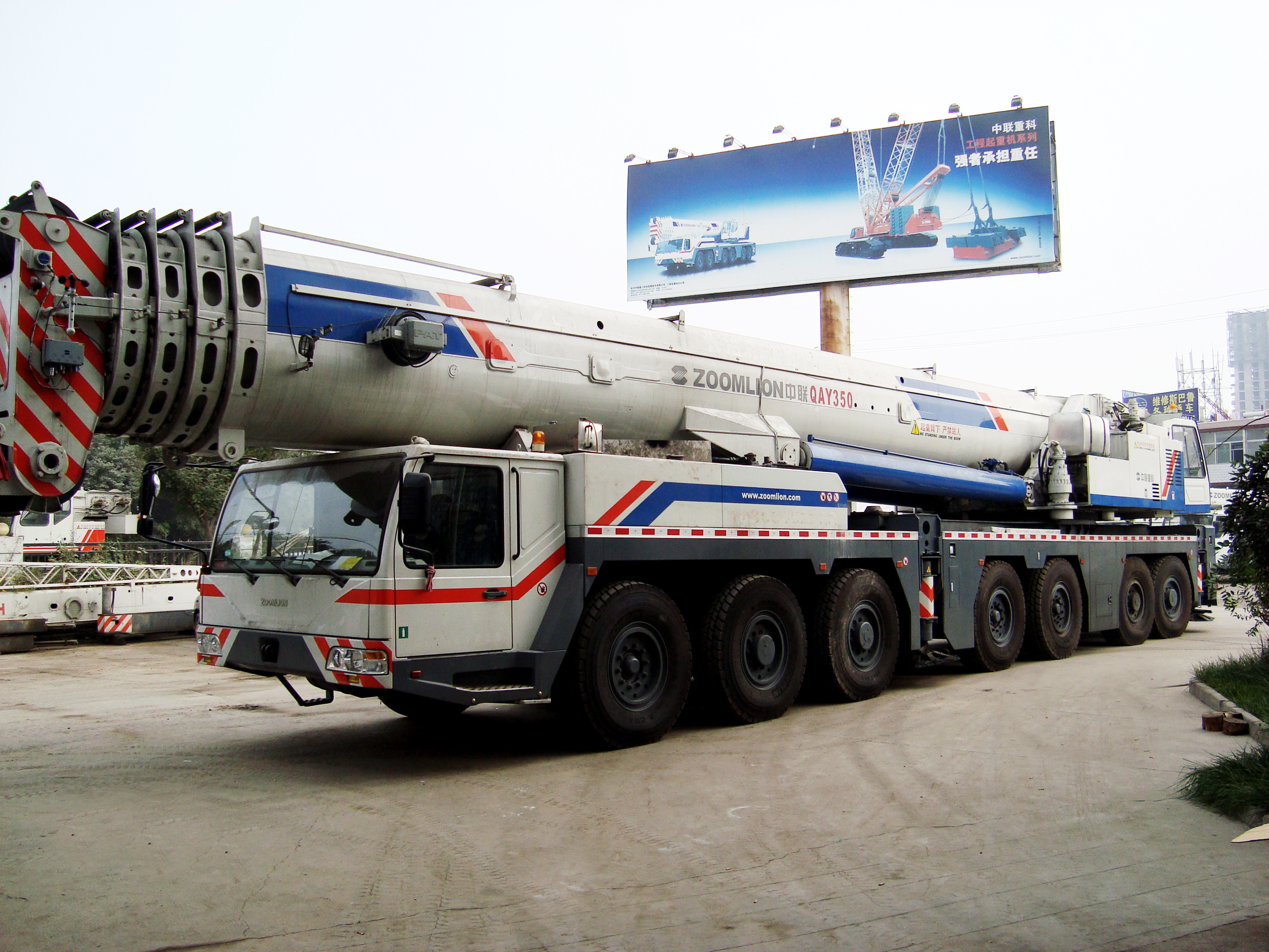 popular brand ZOOMLION 800 ton ZAT8000H All Terrain Crane