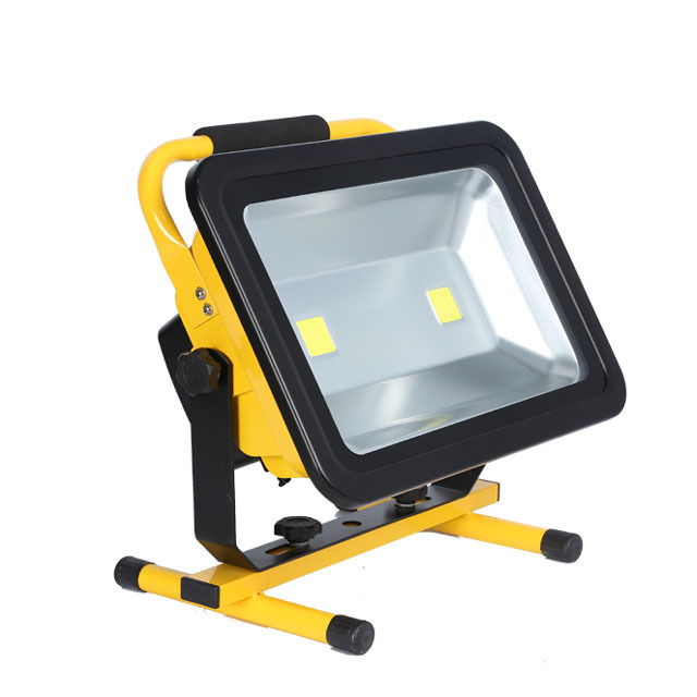 Factory price portable IP65 outdoor led 20W rechargeable flood light