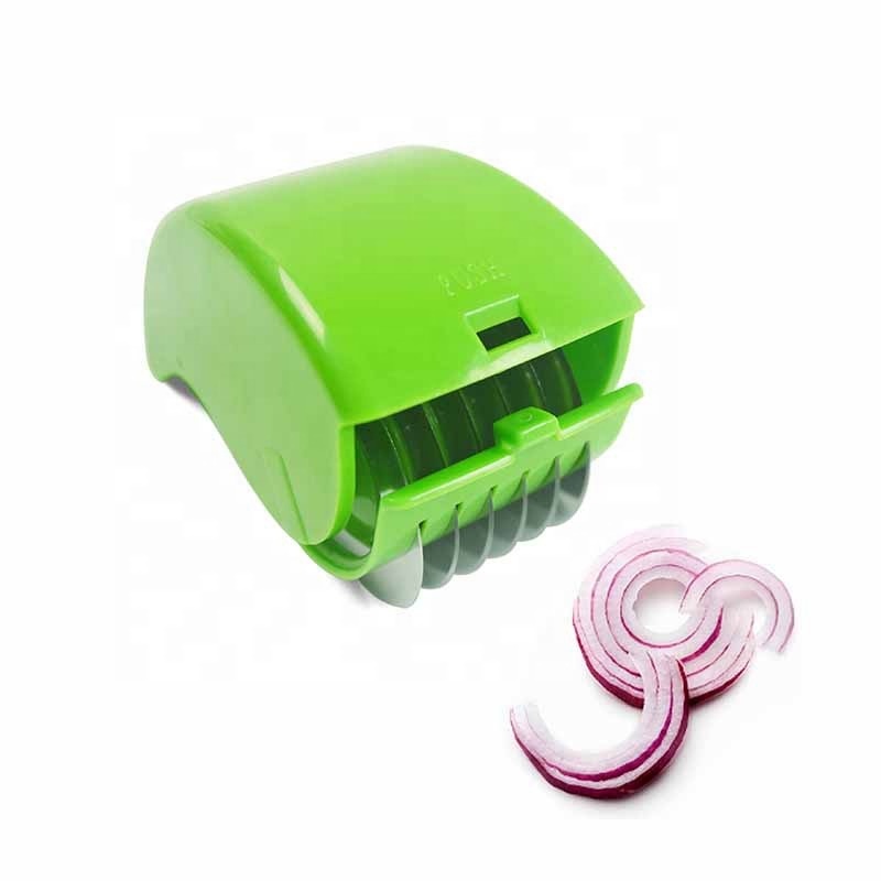 Vegetable Cutter Manual Scallion Chive Mint Mincer Kitchen Herb Roller with 6 Stainless Steel Blades