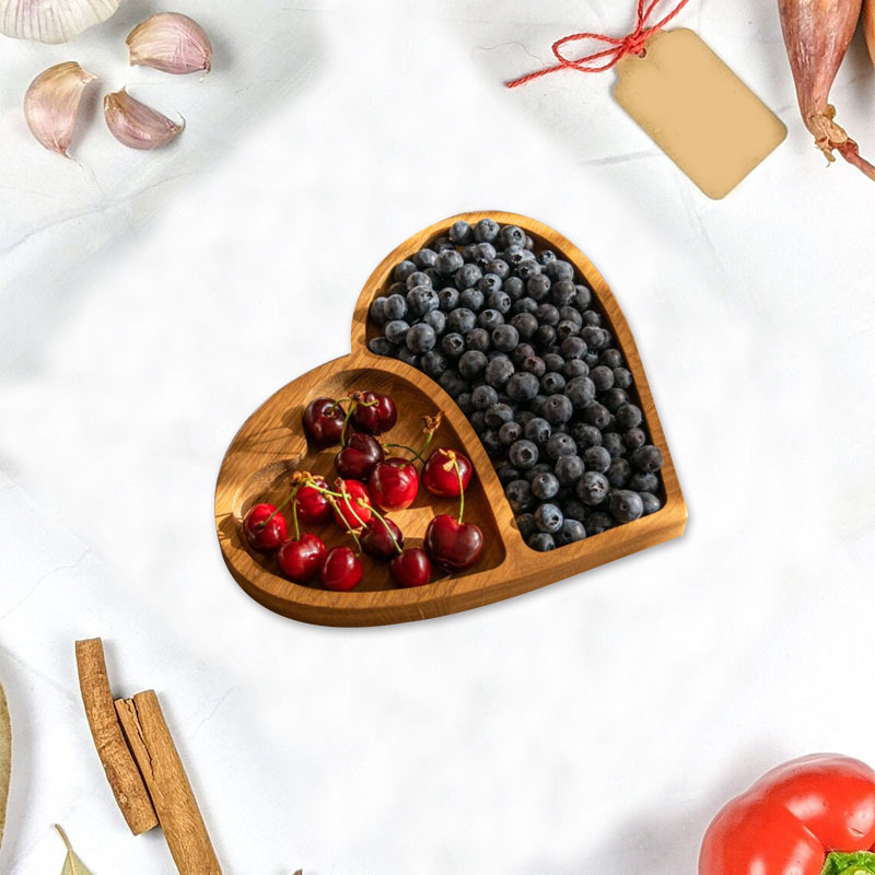 Wood heart shape plates Wooden serving tray for food Natural serving dish for snacks Cheese Charcuterie Boards