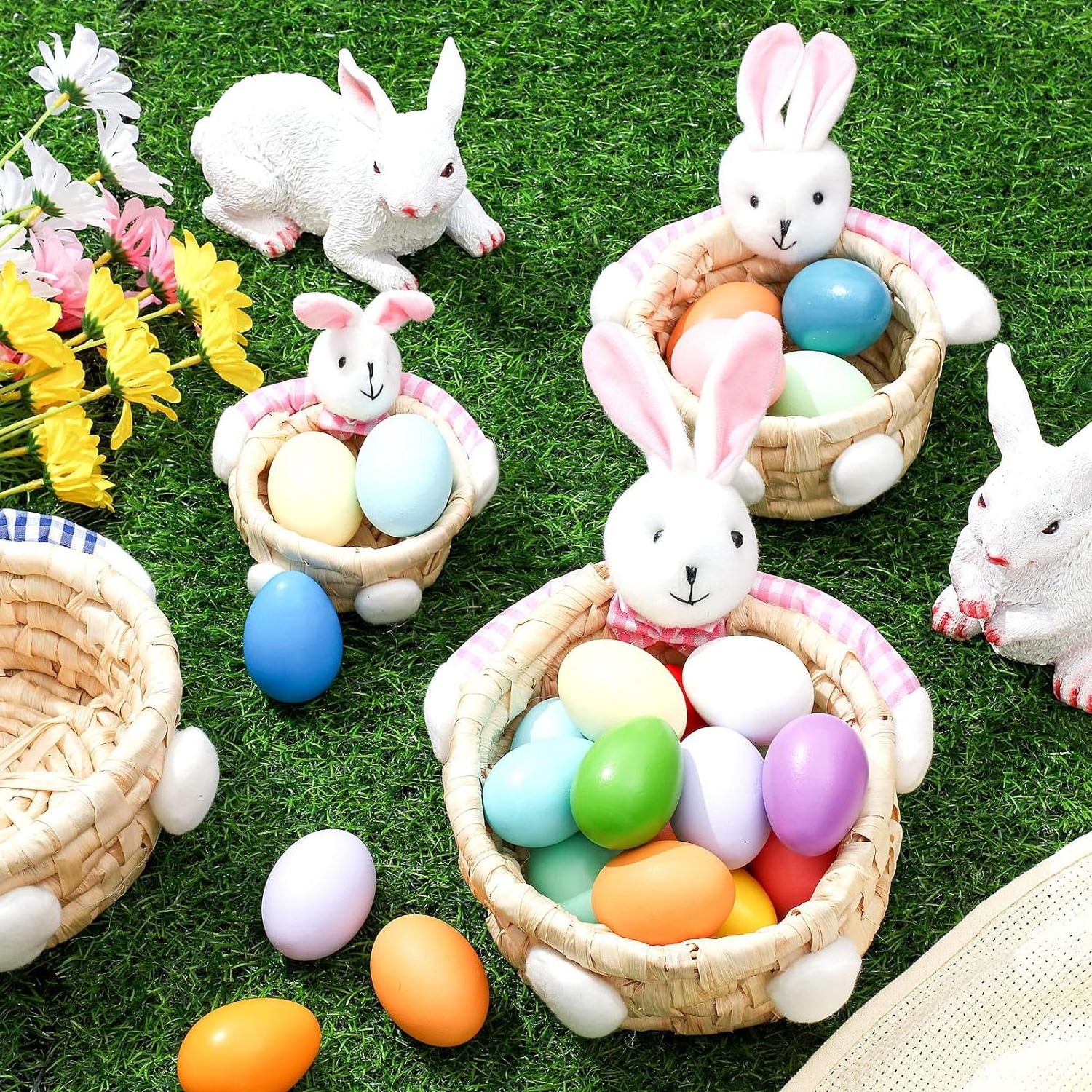 Wholesale Handwoven Artifact Decoration Woven Corn Husk Storage Basket Easter Bunny Egg Basket For Gift And Table Decoration