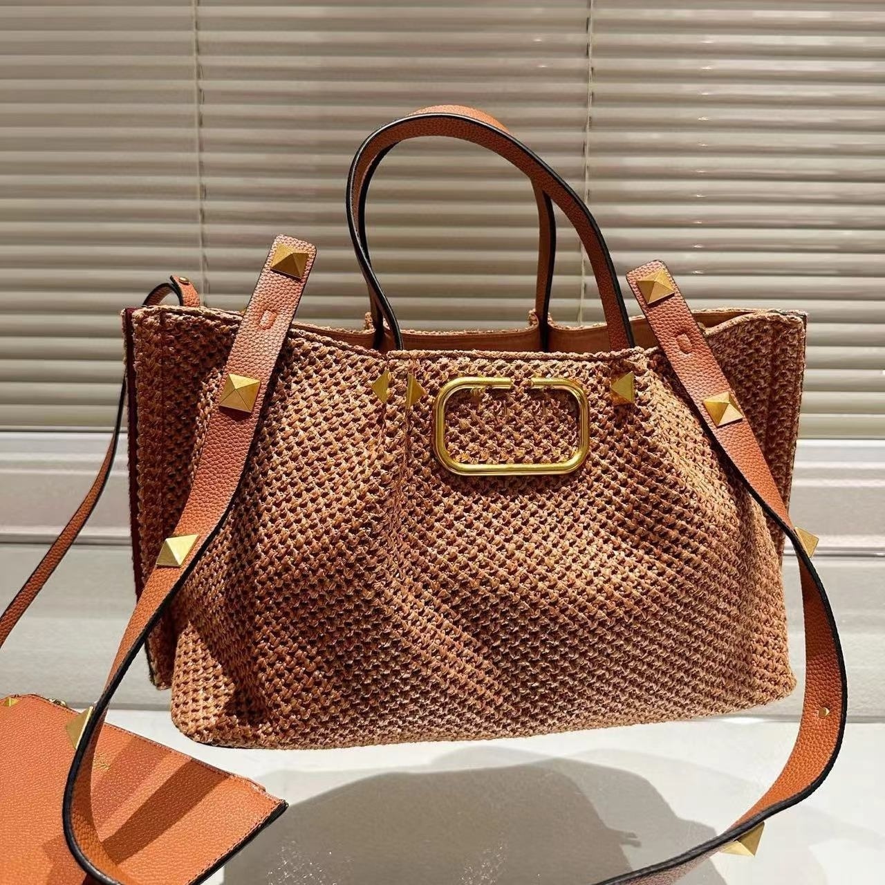 2024 willow nails woven shopping chain shoulder bag lady design purse for women luxury tote bag high quality straw beach bag