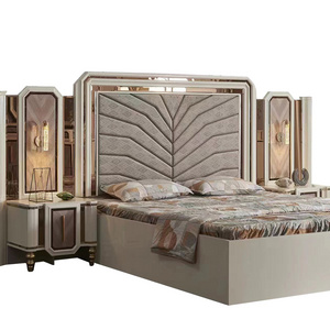 Luxury Royal King Size Bedroom Sets Elegant Super Size Turkish Style Gold Mirrored Led Lighted Bedroom Furniture Cheap