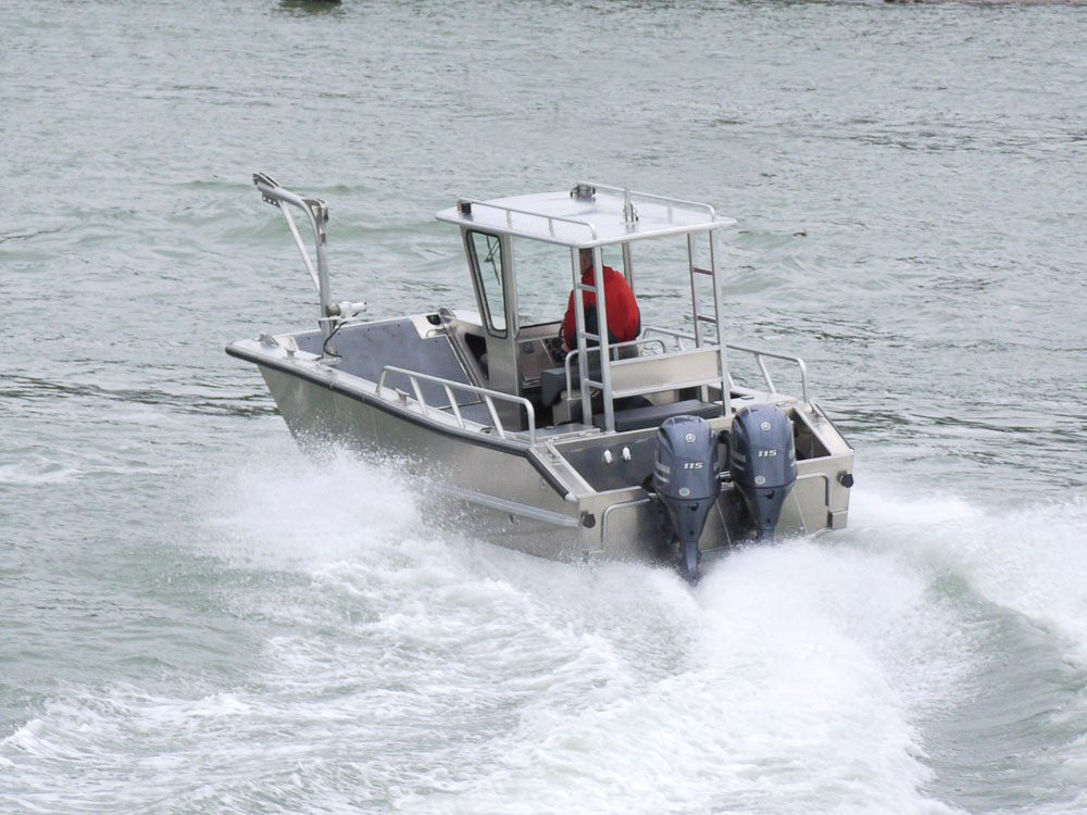 Ecocampor 23ft All Welded Aluminum Barge Boat/Landingcraft for 6 Person with Center Console for Sale