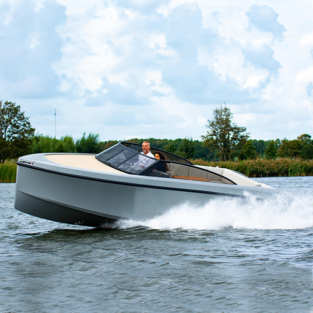 Ecocampor Good and Popular Recreational Boat with High Grade Dual Center Console for Sale