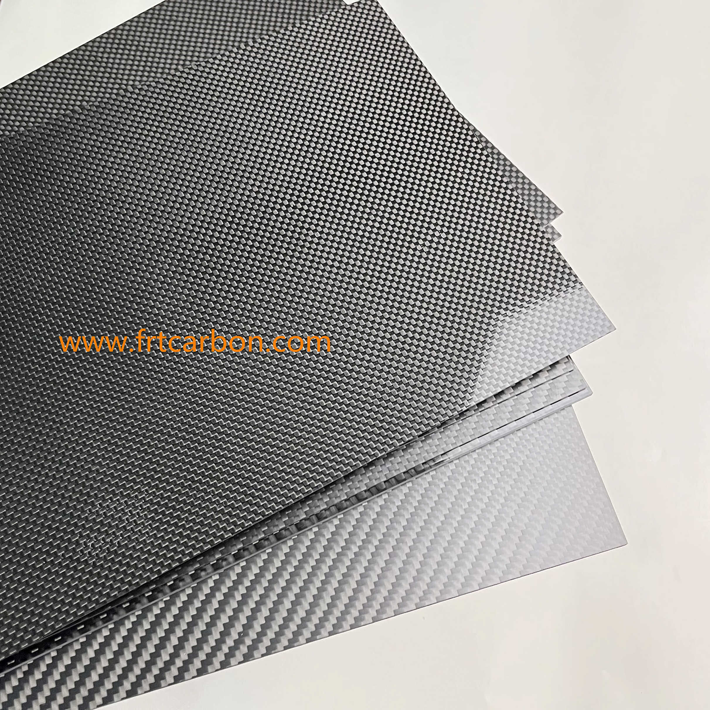 carbon fiber lamination sheet 0.5mm 0.8 mm 300*300mm carbon fiber sheets customized carbon fiber veneer