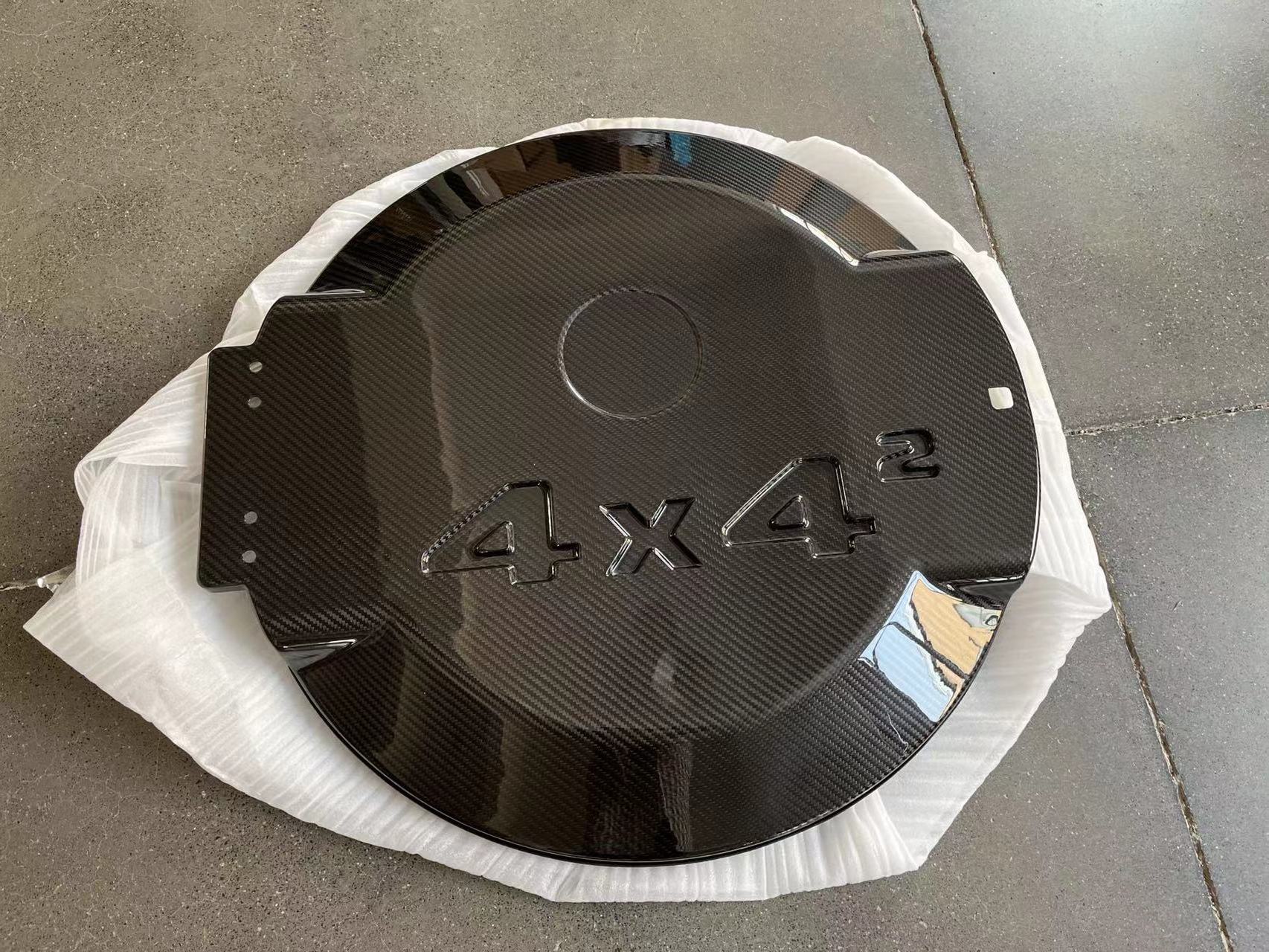 G Wagon Class  W463A W464 G63 G550 4x4 Squared spare tyre cover with holder for  G63 G500 4x4 Squared CARBON SPARE TYRE