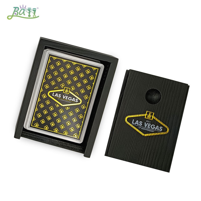 Playing Card Factory Custom Logo 300G Cheap Professional Metallic Gold Poker Playing Card With Black Wooden Drawer Box