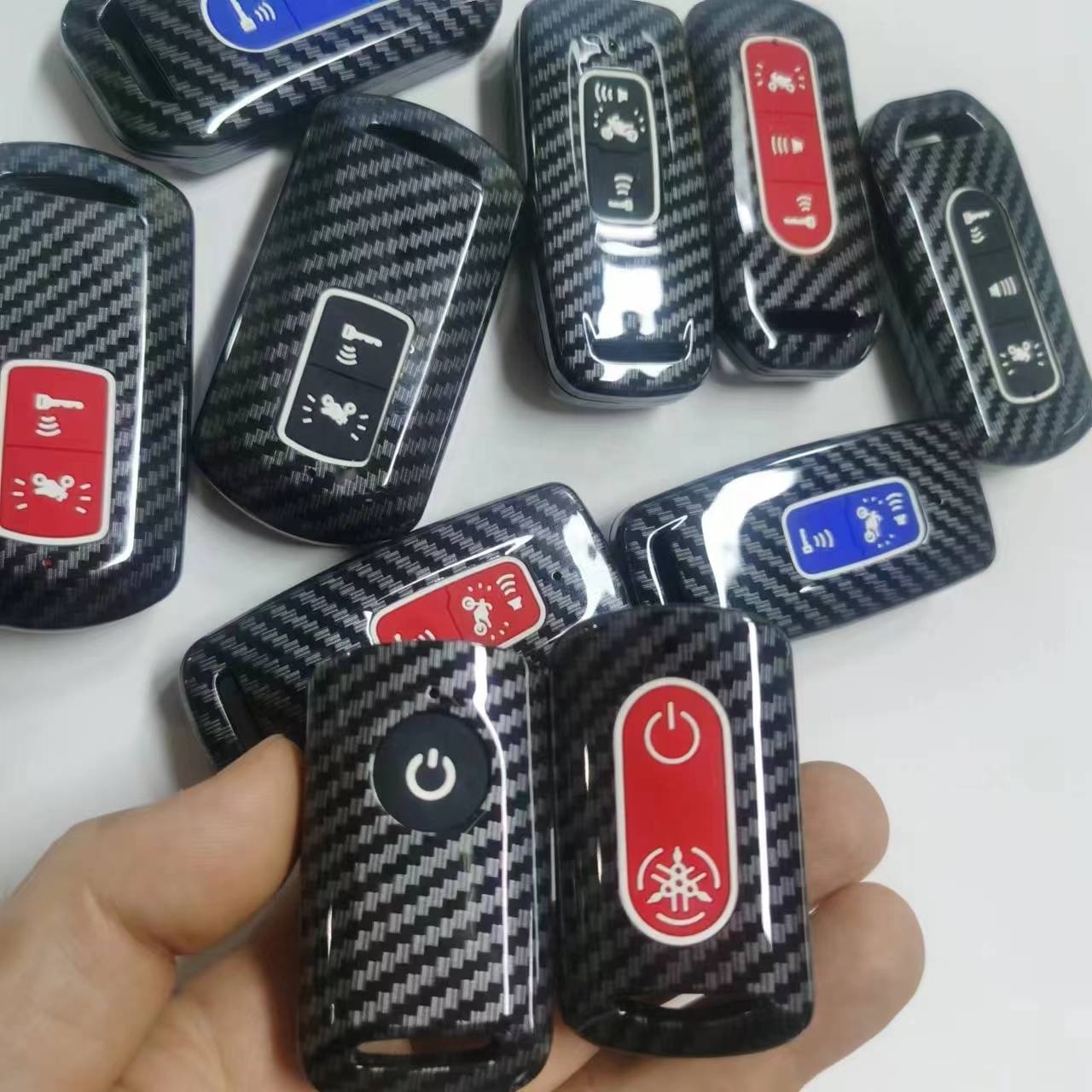 2024 New style carbon fiber key cover with silicone fit motor key for YAMAHA NVX155/AEROX155/QBIX125/XMAX300