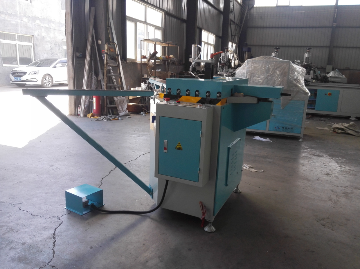 Single head corner crimping machine aluminum profile window making machines