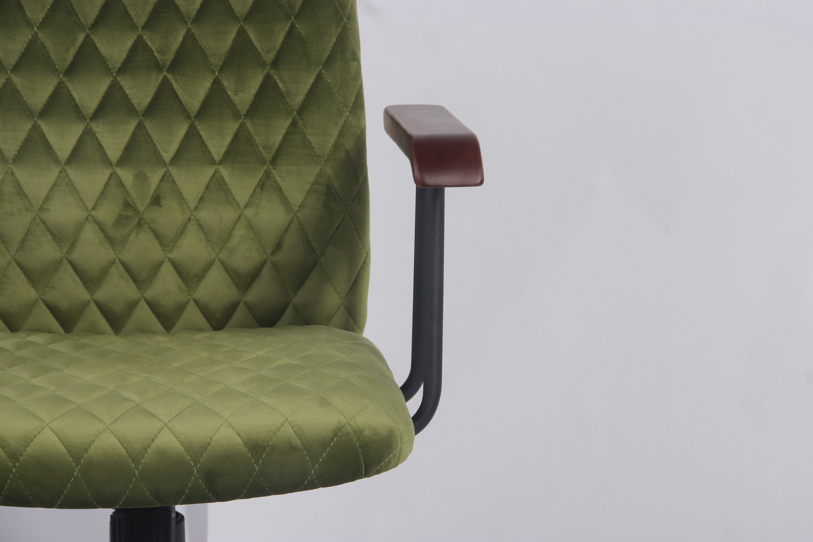 Anji High Back Green Velvet Office Chair New Design Velvet Swivel Task Chair