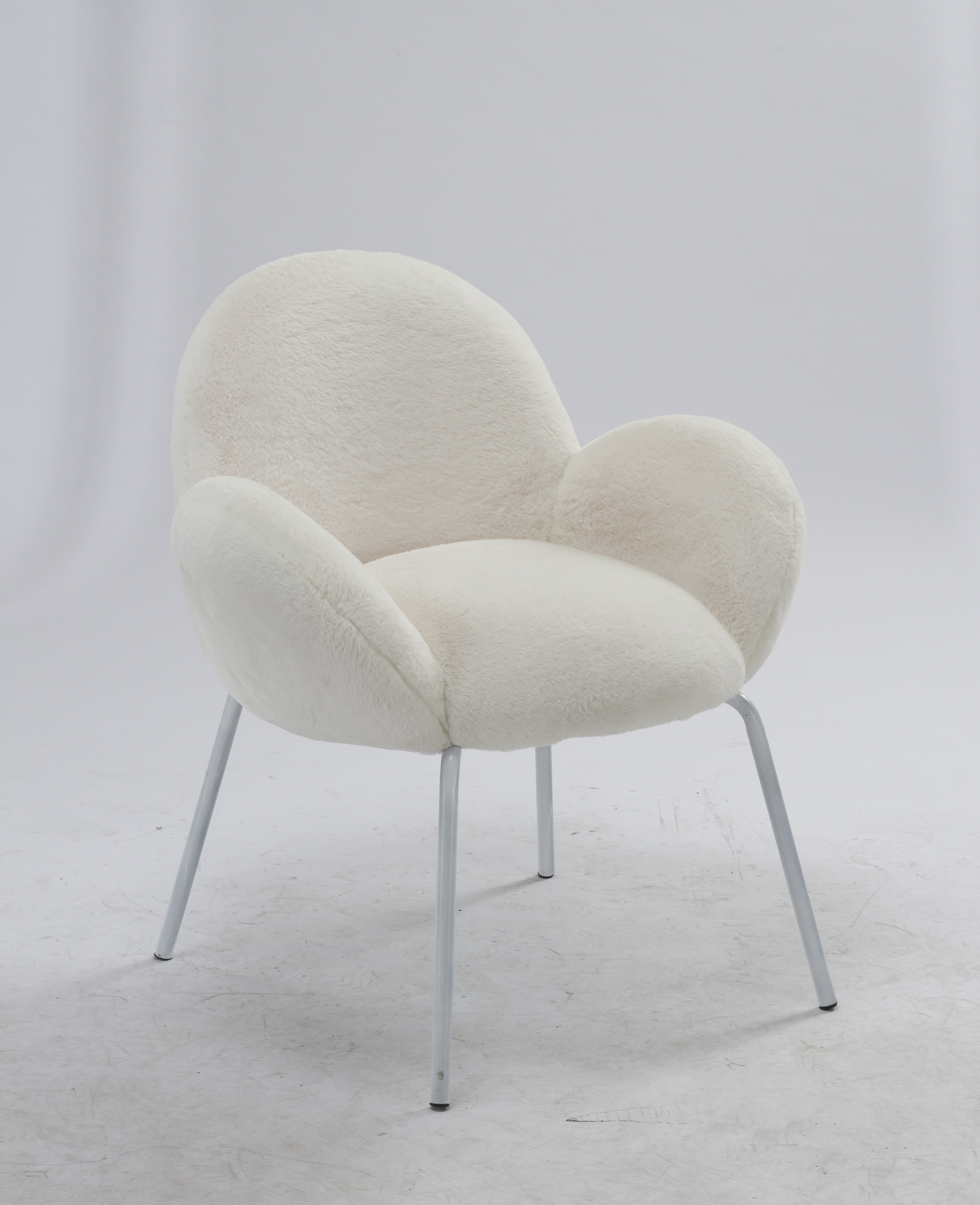 Plush Chair Faux Fur Armchair, Cute White Leisure Chair, Faux Fur Accent Chair Living Room Chair Wholesale Chaise