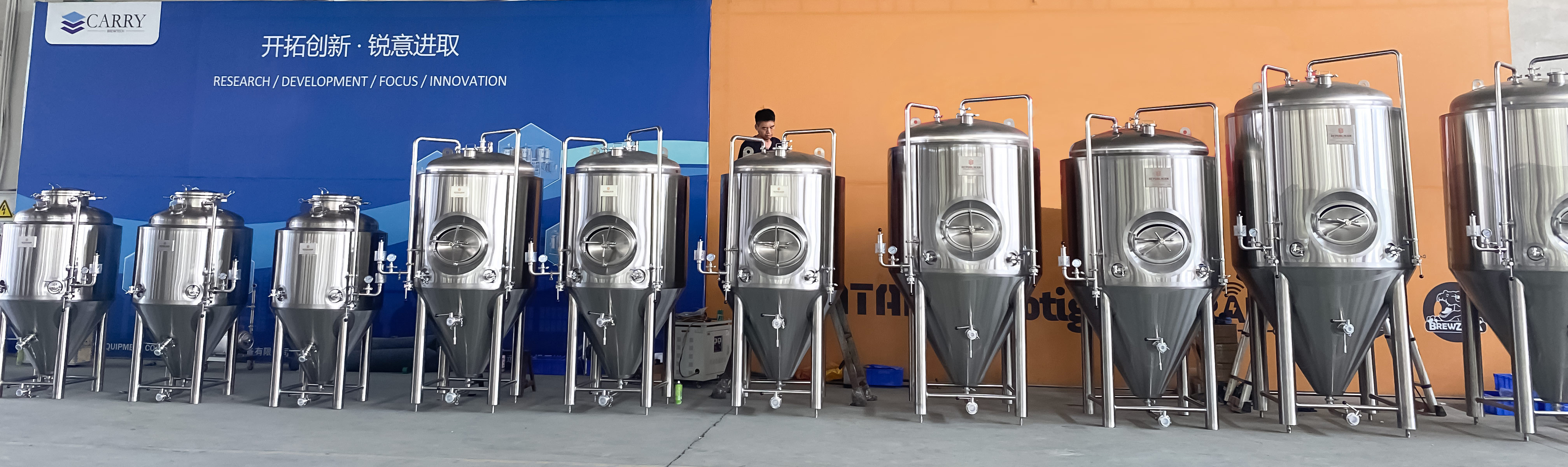 100l 200l 250l 300l 400l 500l Stainless Steel Jacketed Conical Beer Fermenter Tank In Stock