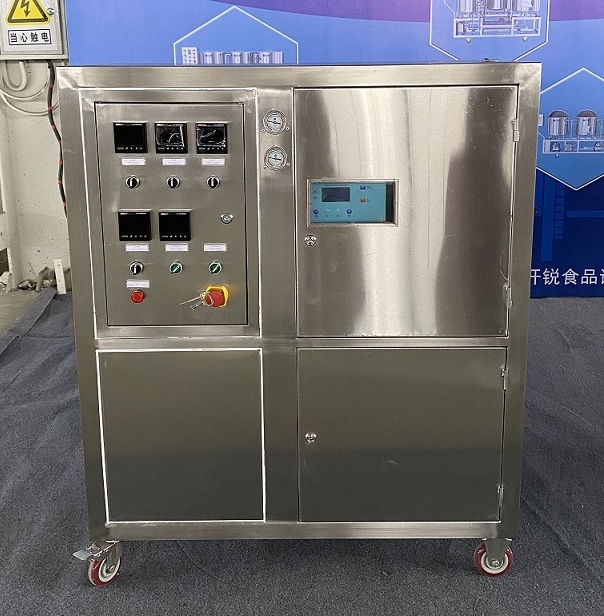 Carry brewtech New Cooling Cabinet for Brewing System glycol water tank, glycol water pump, chiller and related pipelines etc.