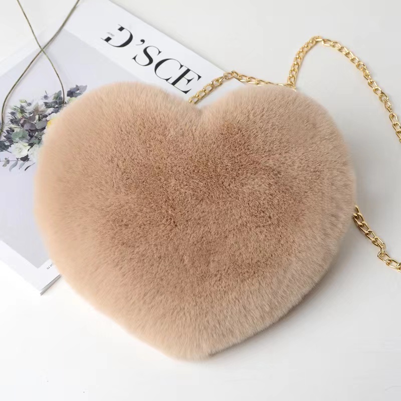 2023 Fashion Heart Shaped Bag Valentine'S Day Rabbit Fur Plush Shoulder Bag Chain Women Crossbody Bag Clutch Purse