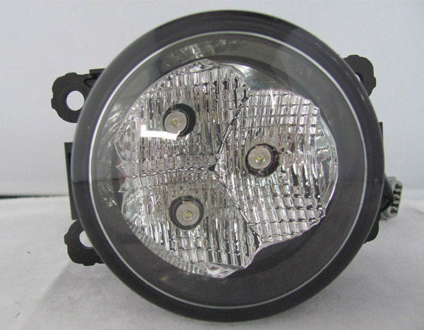 For Nissan Patrol Y61 2005 fog light