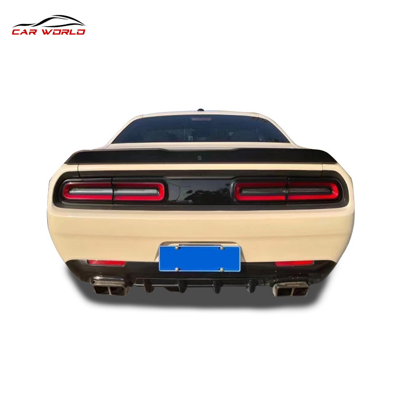 Factory Hot Sales PP Material Rear Lip For Dodge Challenger 2015-2022 Car Rear Bumper Diffuser Auto Parts Body Kit