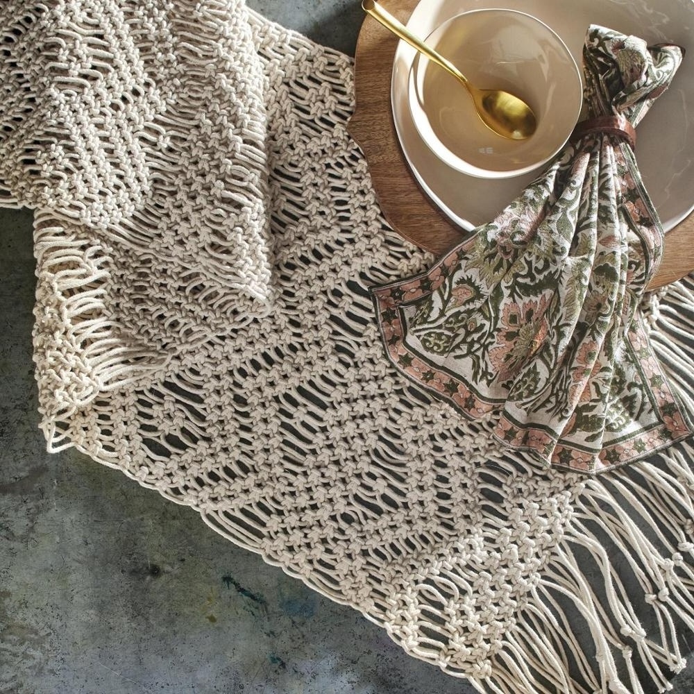 Handmade Macrame Table Runner Manufacturer Supplier from India