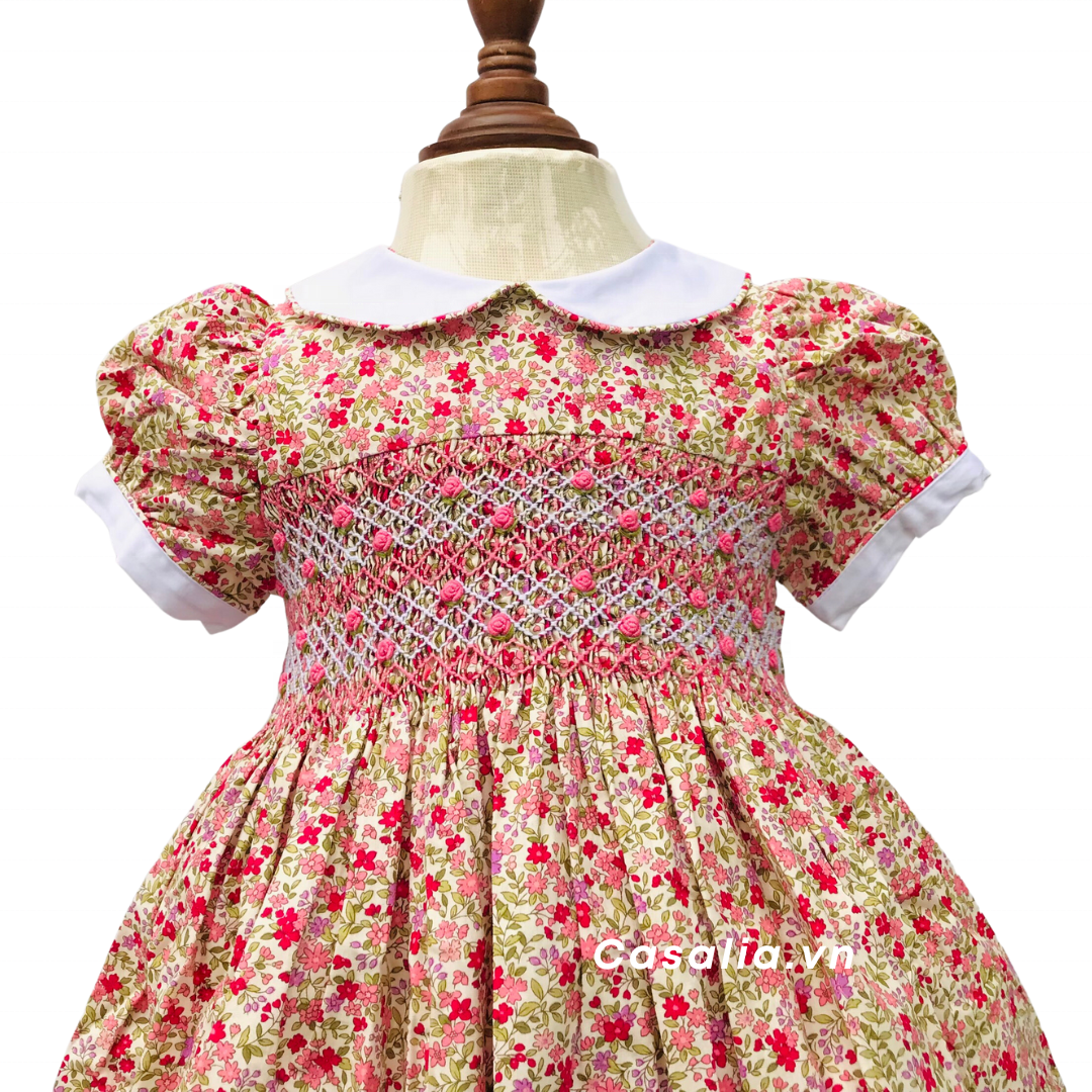 Small Flower Cotton Dress in Love Smocked Dress Princess Clothes Children Birthday Party Wedding Satin Smock Dress Small Embroid