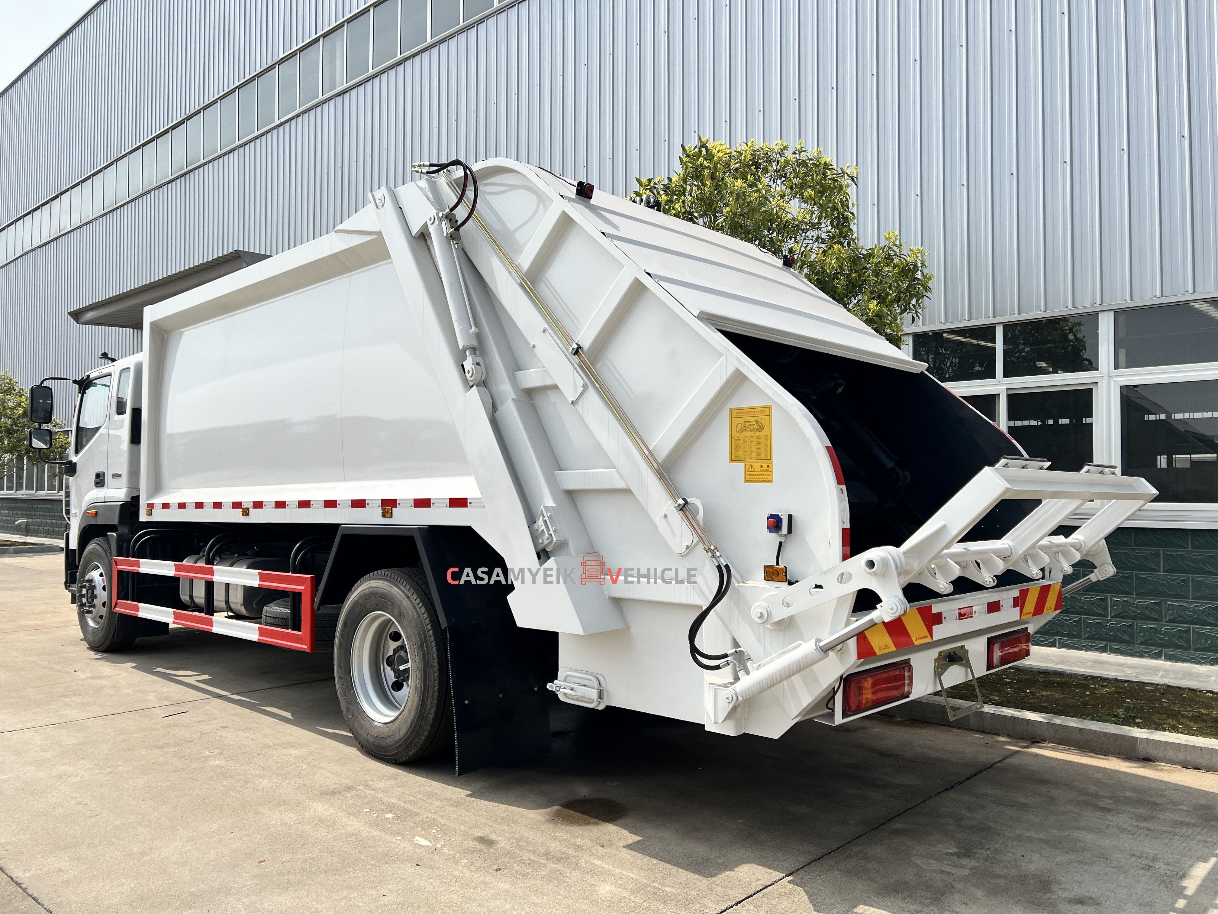 Cheap good quality 4x2 3 to 22cbm FOTON HOWO IZUSU rear loader transport Rubbish Collection Compactor garbage truck